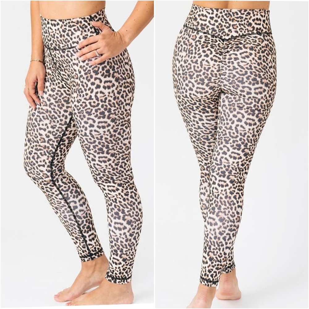 ZYIA ACTIVE Leopard Brilliant Scrunchy What Hi-Rise Leggings Women’s 6-8 fits M